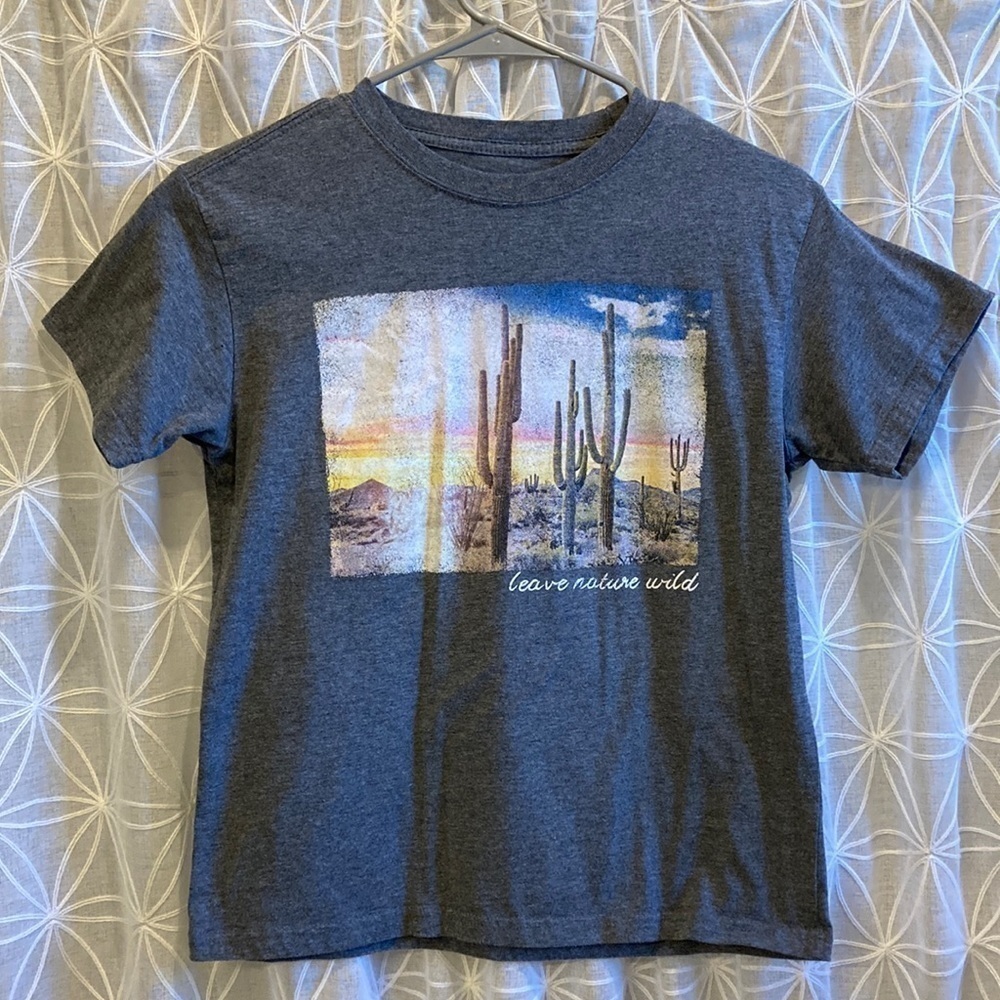 Graphic tee